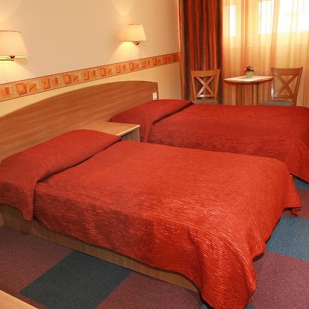 Hotel Eben บูดาเปสต์ ภายนอก รูปภาพ