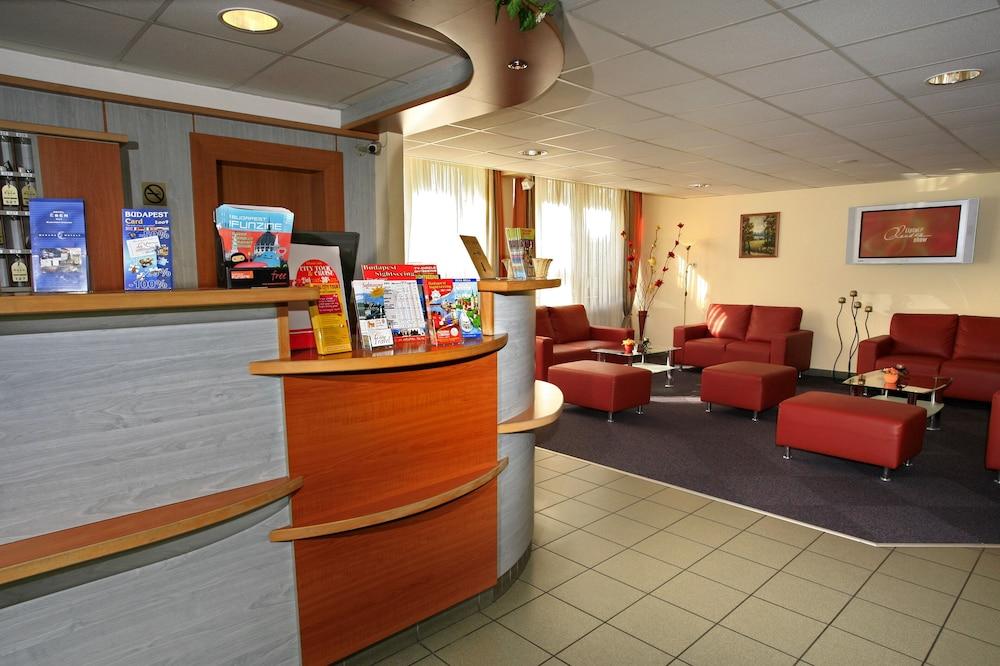 Hotel Eben บูดาเปสต์ ภายนอก รูปภาพ