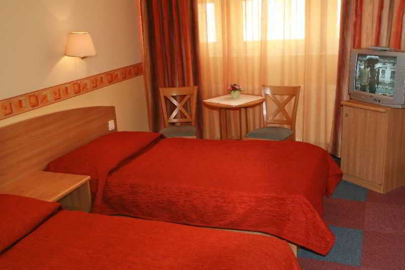 Hotel Eben บูดาเปสต์ ภายนอก รูปภาพ